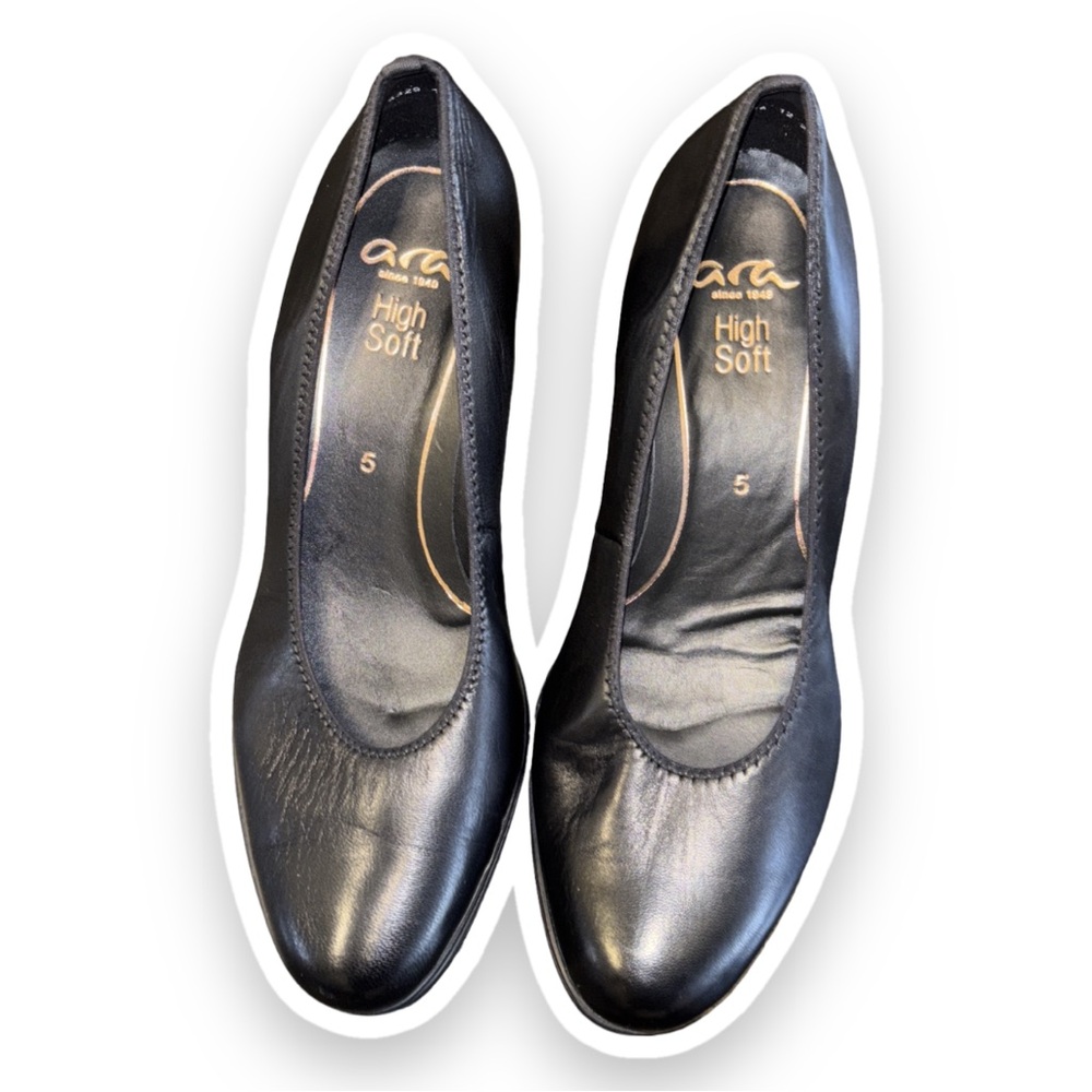 🛩️AIRLINE shoes! Fits women’s 8!
